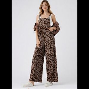 Halara Leopard Print Wide Leg Jumpsuit Overalls Adjustable Straps S